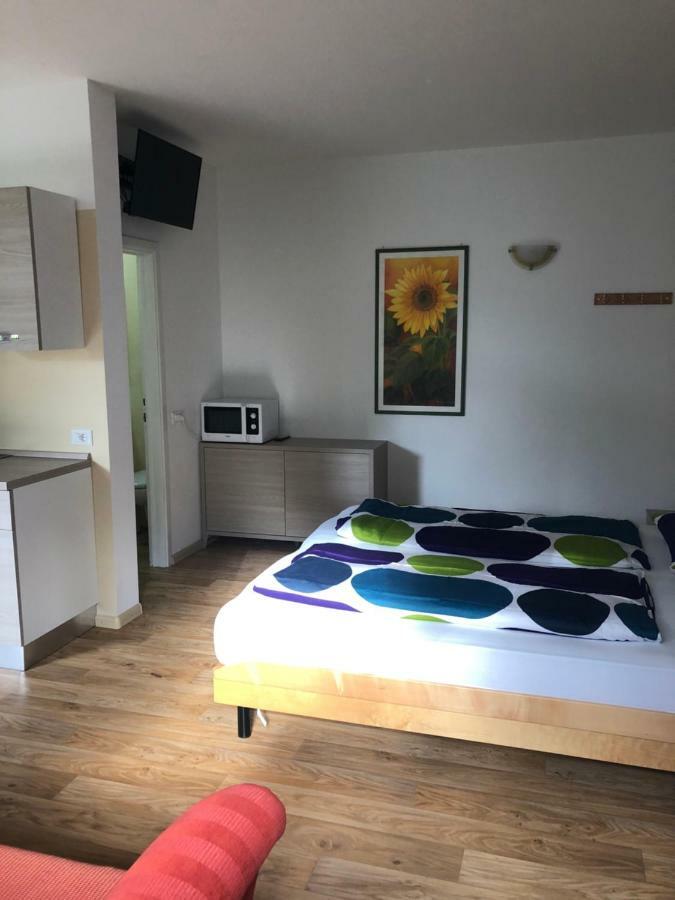 Lugana 17 Apartman Sirmione Kültér fotó