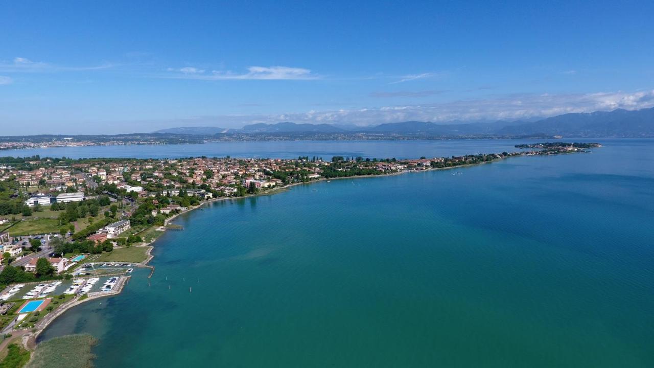 Lugana 17 Apartman Sirmione Kültér fotó